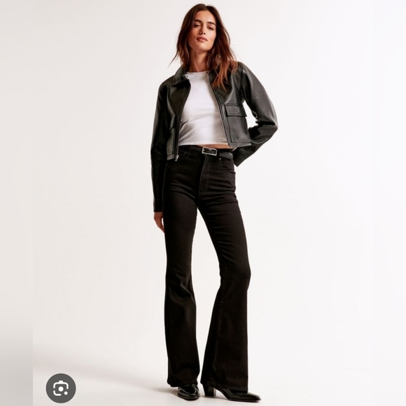 ❤️ ABERCROMBIE & FITCH JEANS ULTRA HIGH RISE FLARE JEANS, 4 (27) - Picture 2 of 9